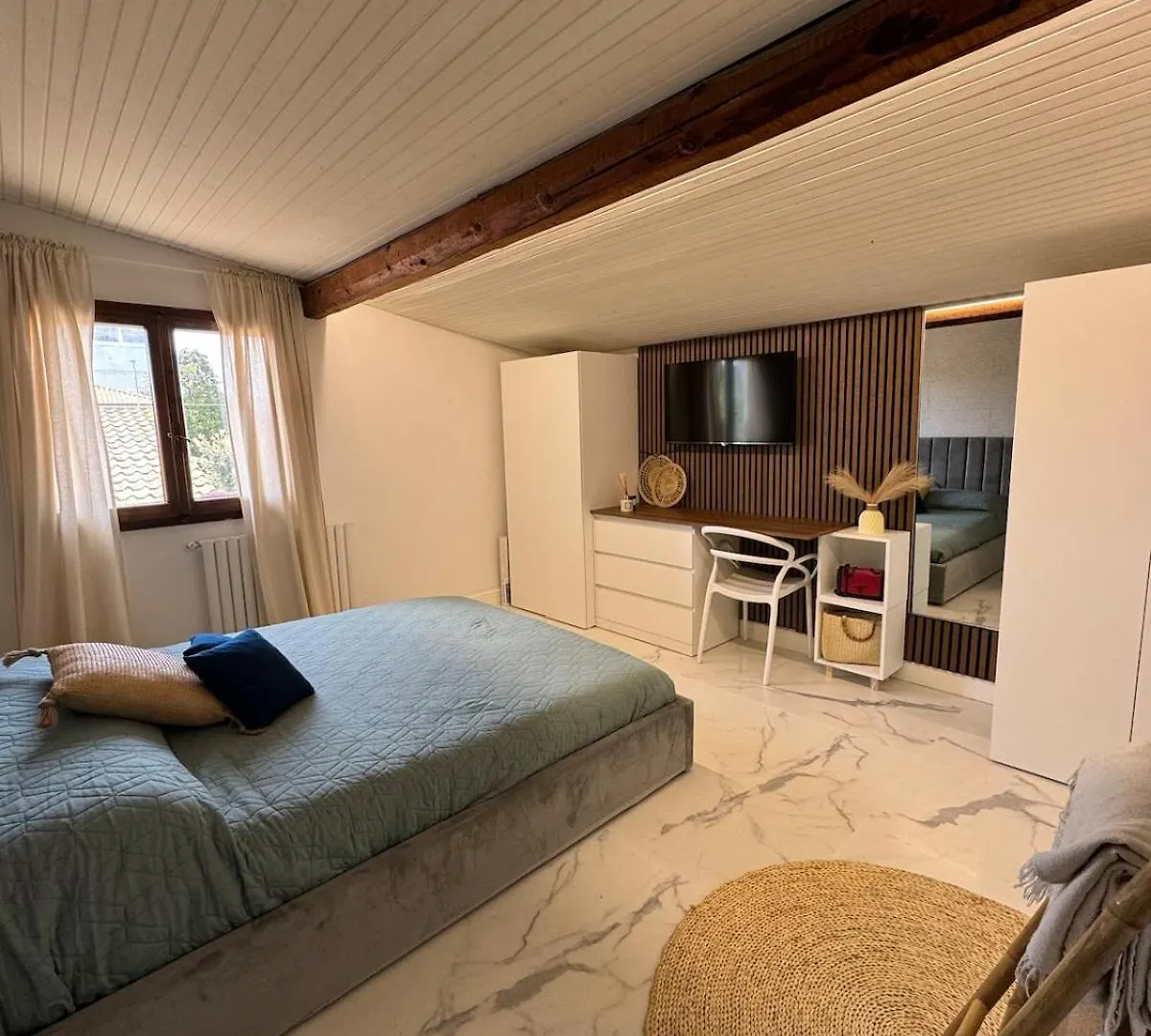 Three-Room Apartment 200 Meters From The Sea! Marina di Pietrasanta
