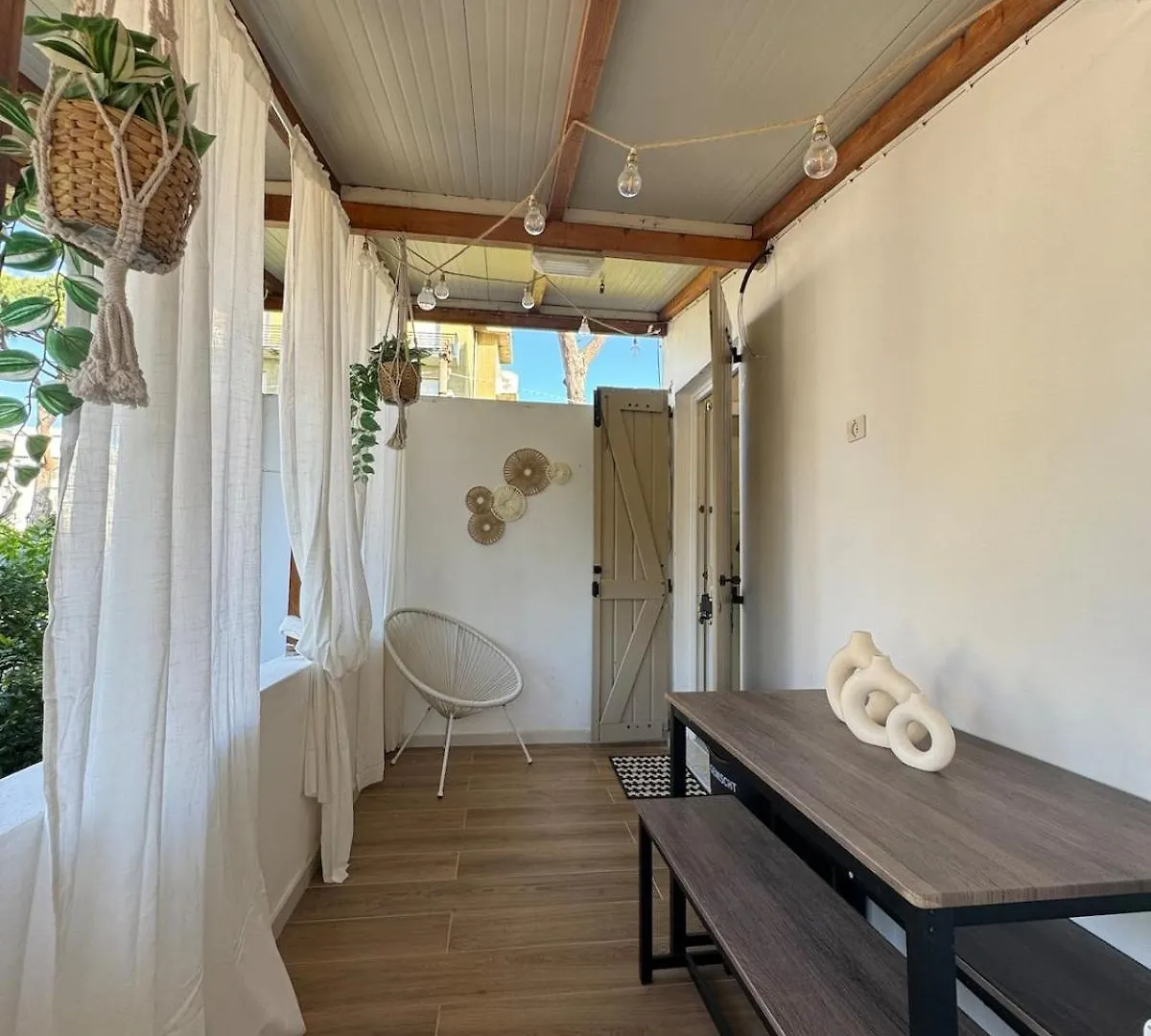Three-Room Apartment 200 Meters From The Sea! Marina di Pietrasanta